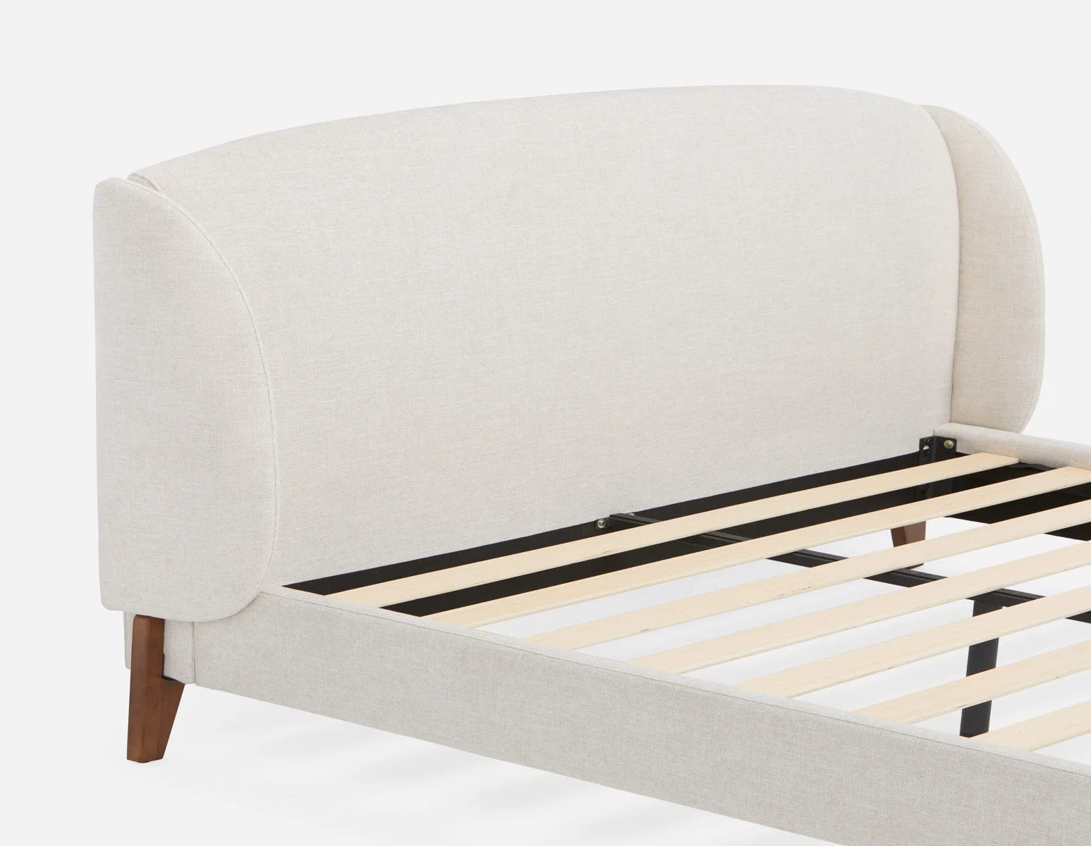 MARCIA — Mid-century modern upholstered king size bed - Image 9
