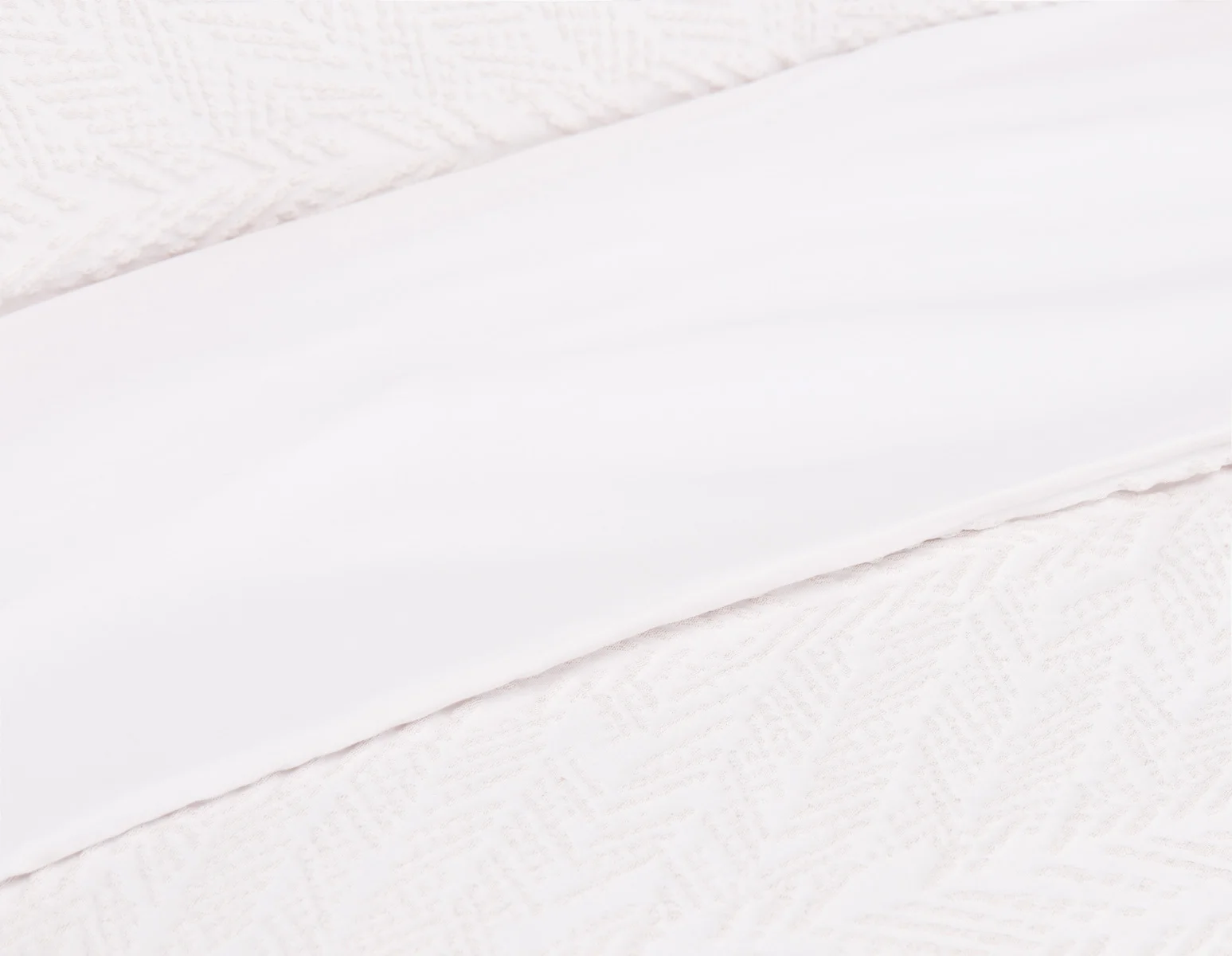 WEYMOUTH — 3-piece queen duvet cover set (22-06-08-46) - Image 7