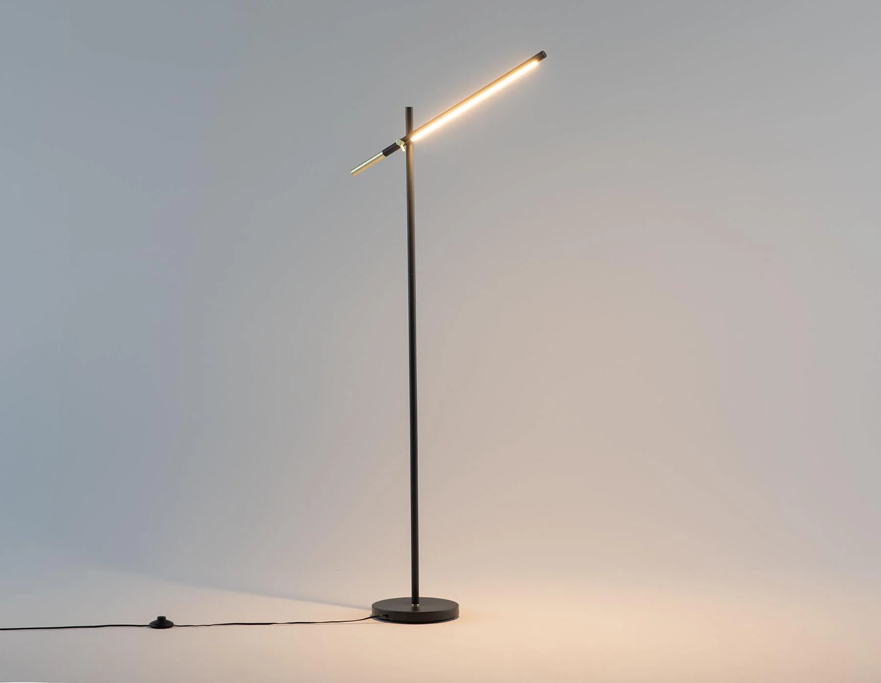 LUMO — Led floor lamp 147 cm height - Image 3