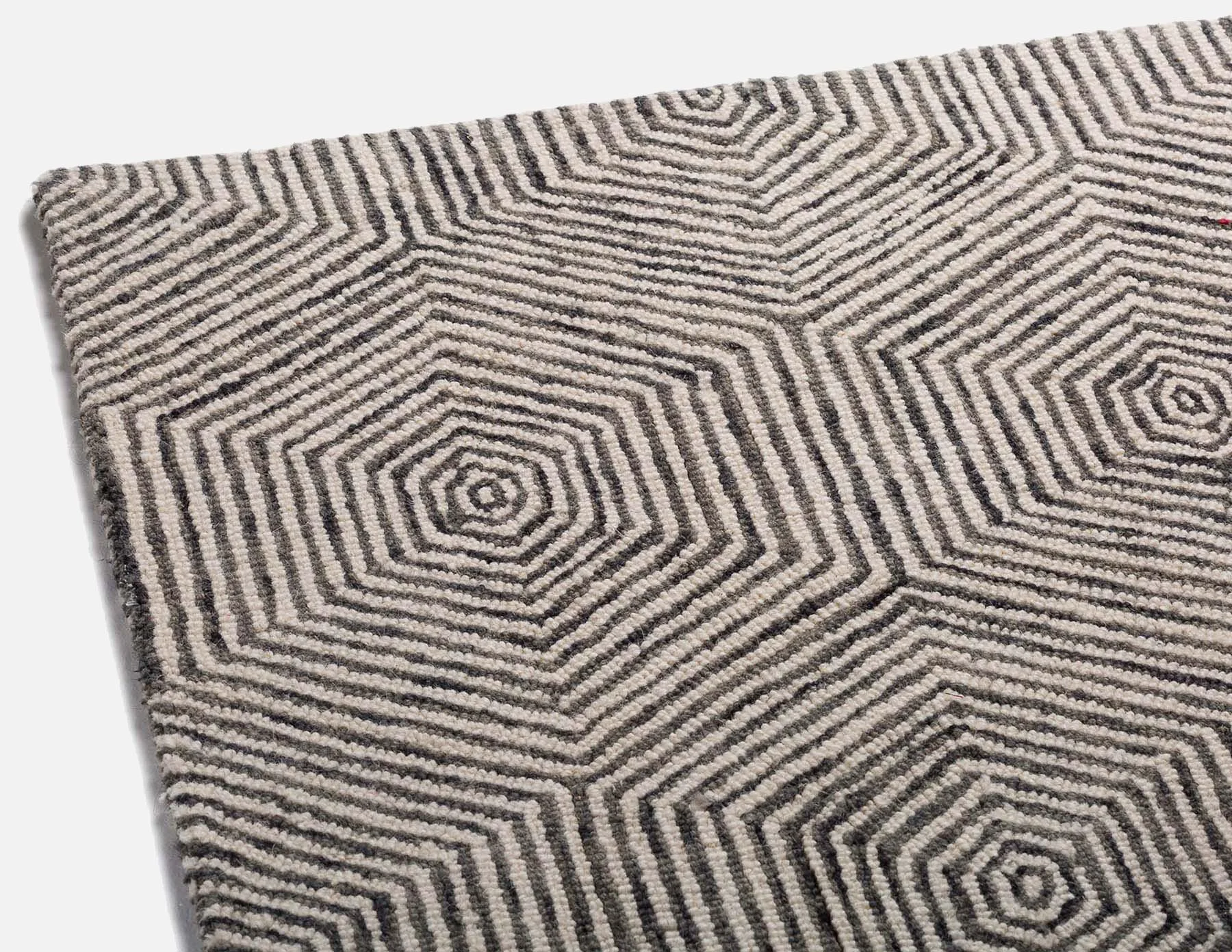 CARACAS — Hand-tufted wool rug 305 cm x 366 cm