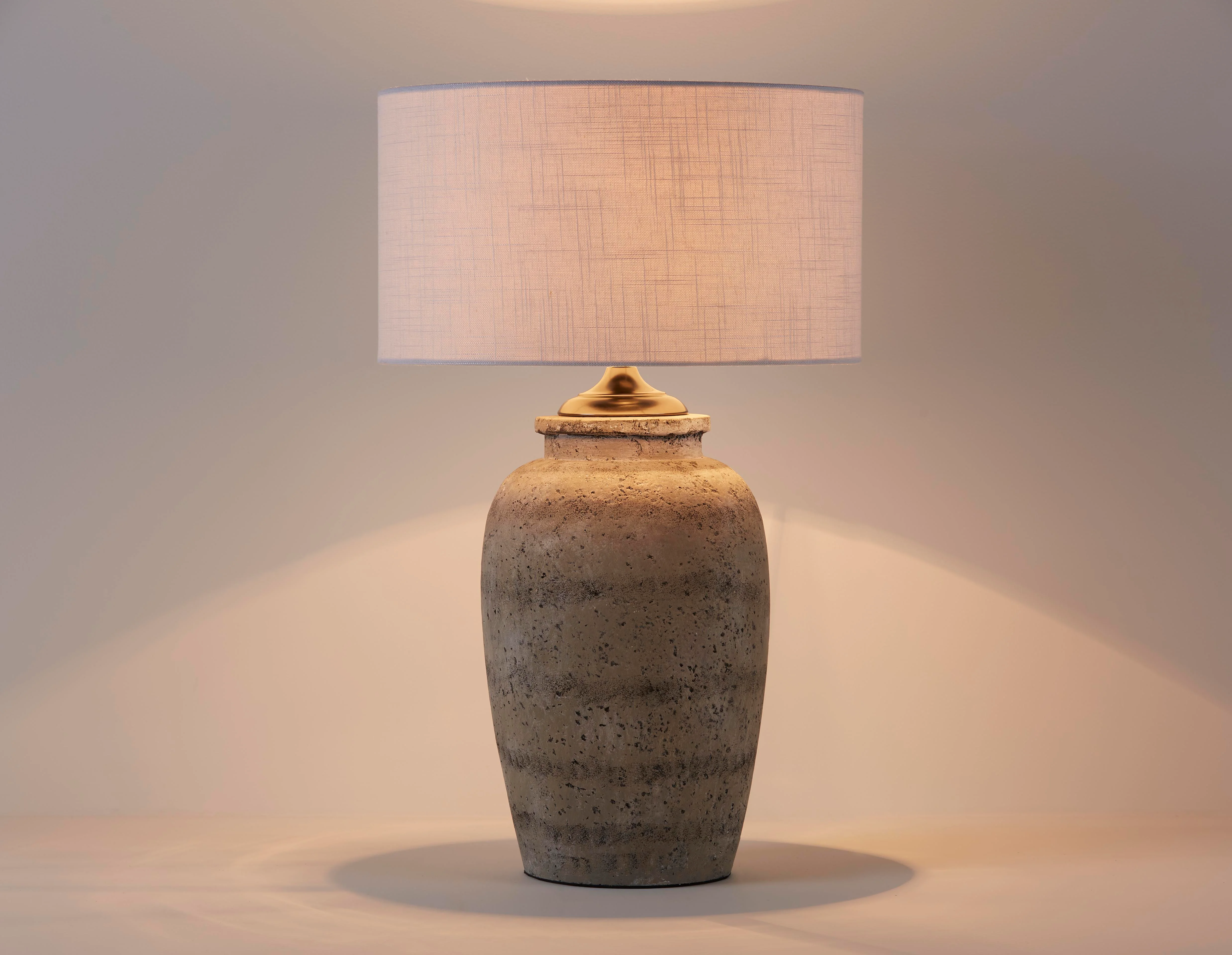 MISAKO — Cement base table lamp 60 cm height - Image 6