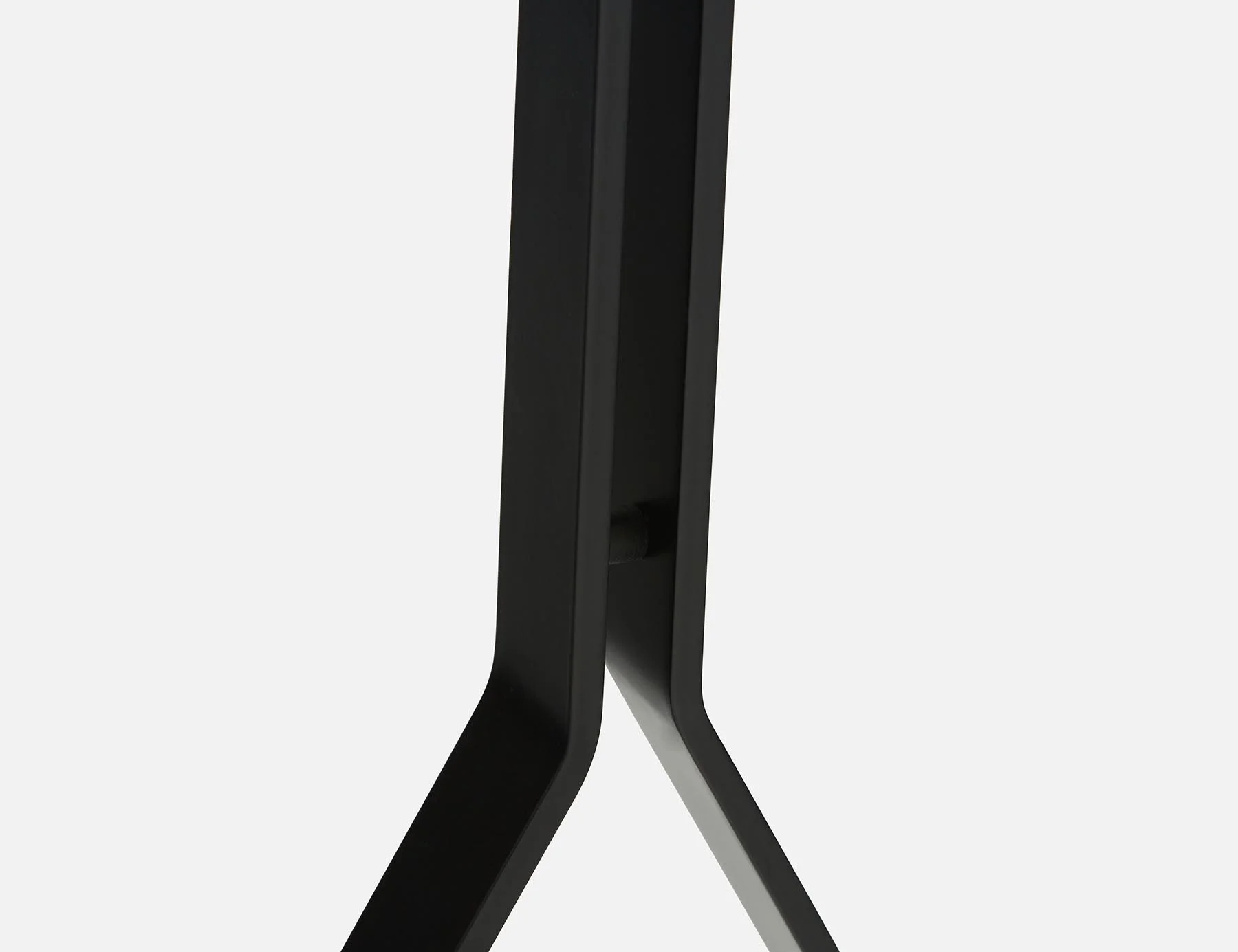 QOM — Ceramic end table - Image 4