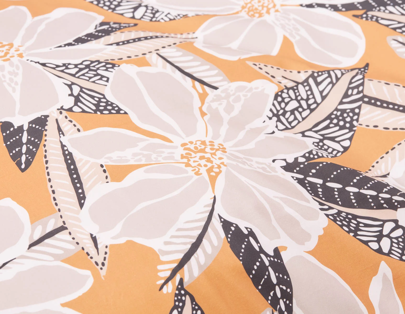 CALEDONIA — 3-piece queen duvet cover set - Image 6