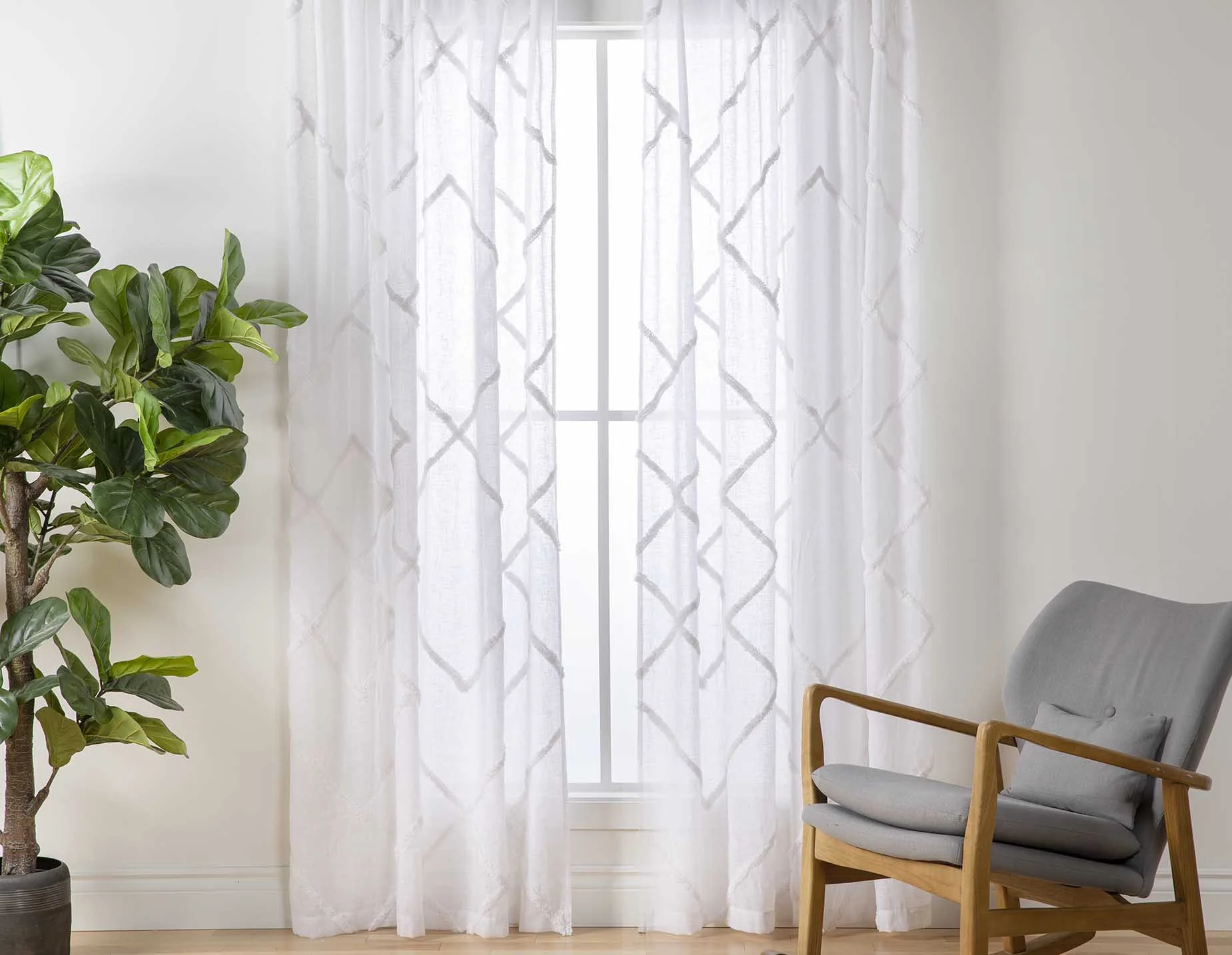 GEO — Set of 2 sheer curtain panels (92-06-11-10)