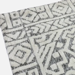 MILT — Knitted polyester rug 305 cm x 366 cm