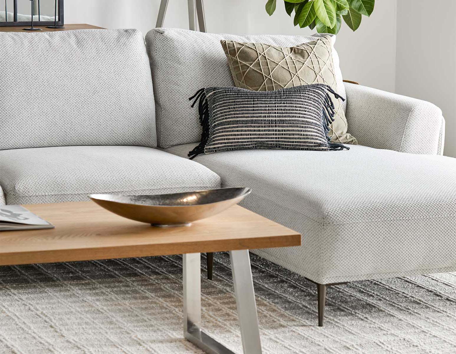 VICTOR — Contemporary right-facing sectional sofa (03-84-97-95) - Image 11