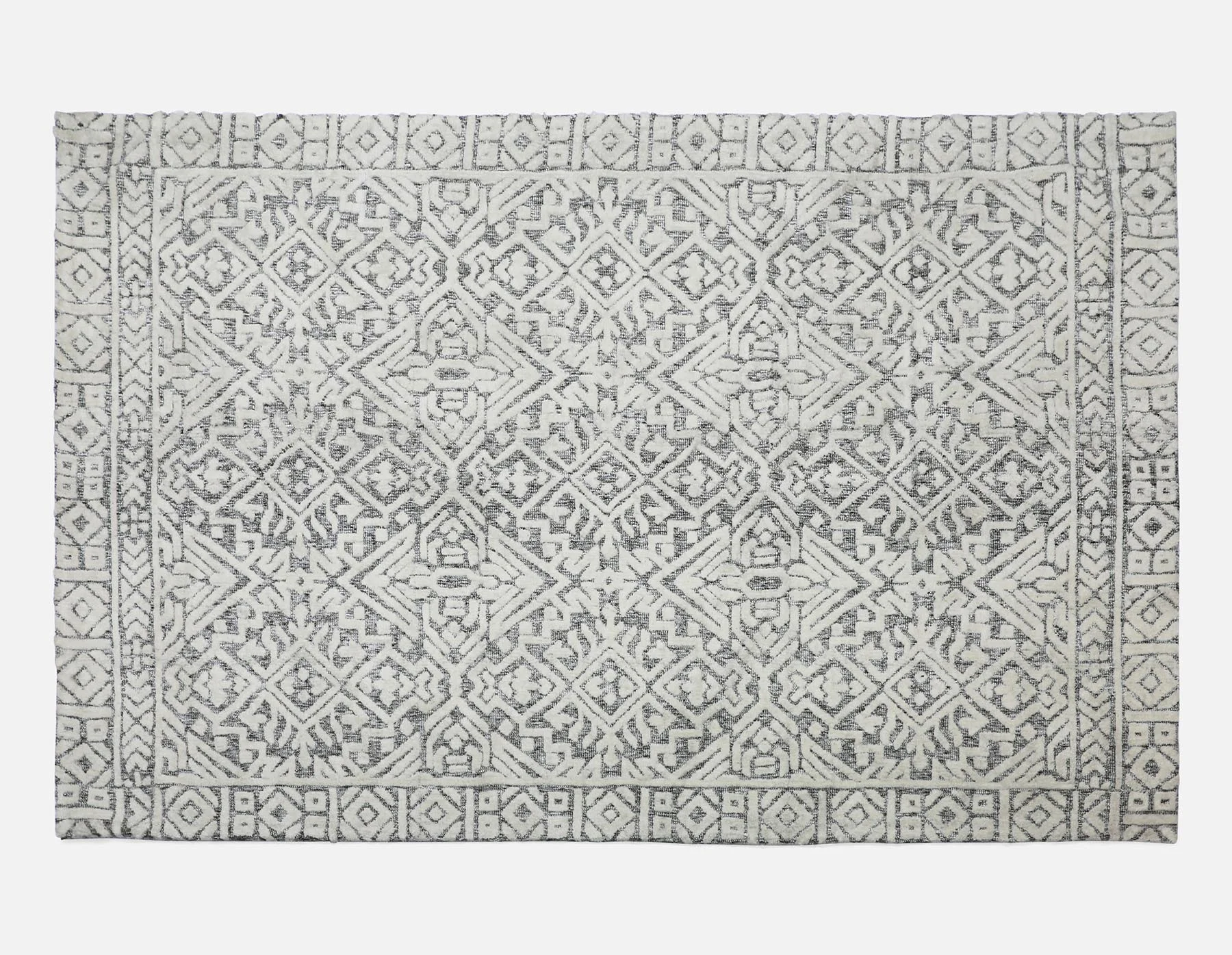 MILT — Knitted polyester rug 6'x9' - Image 3