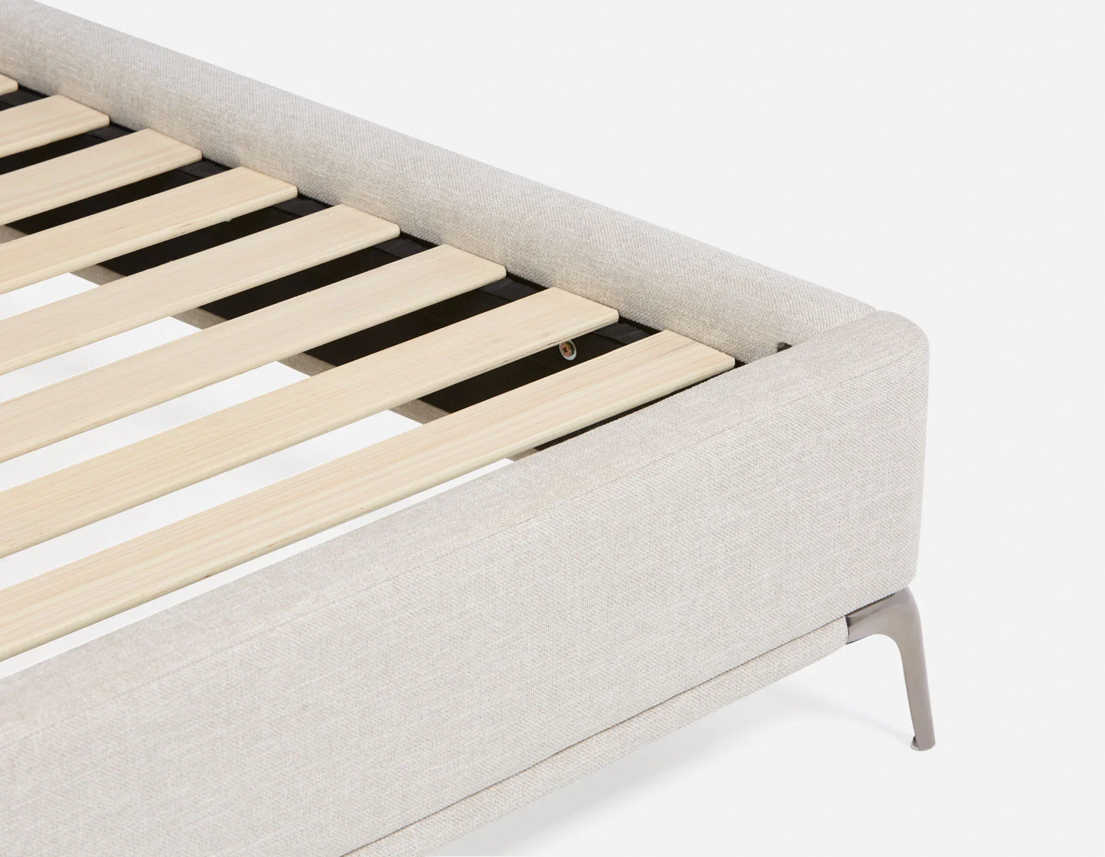 CLARKSON — Queen size bed - Image 5