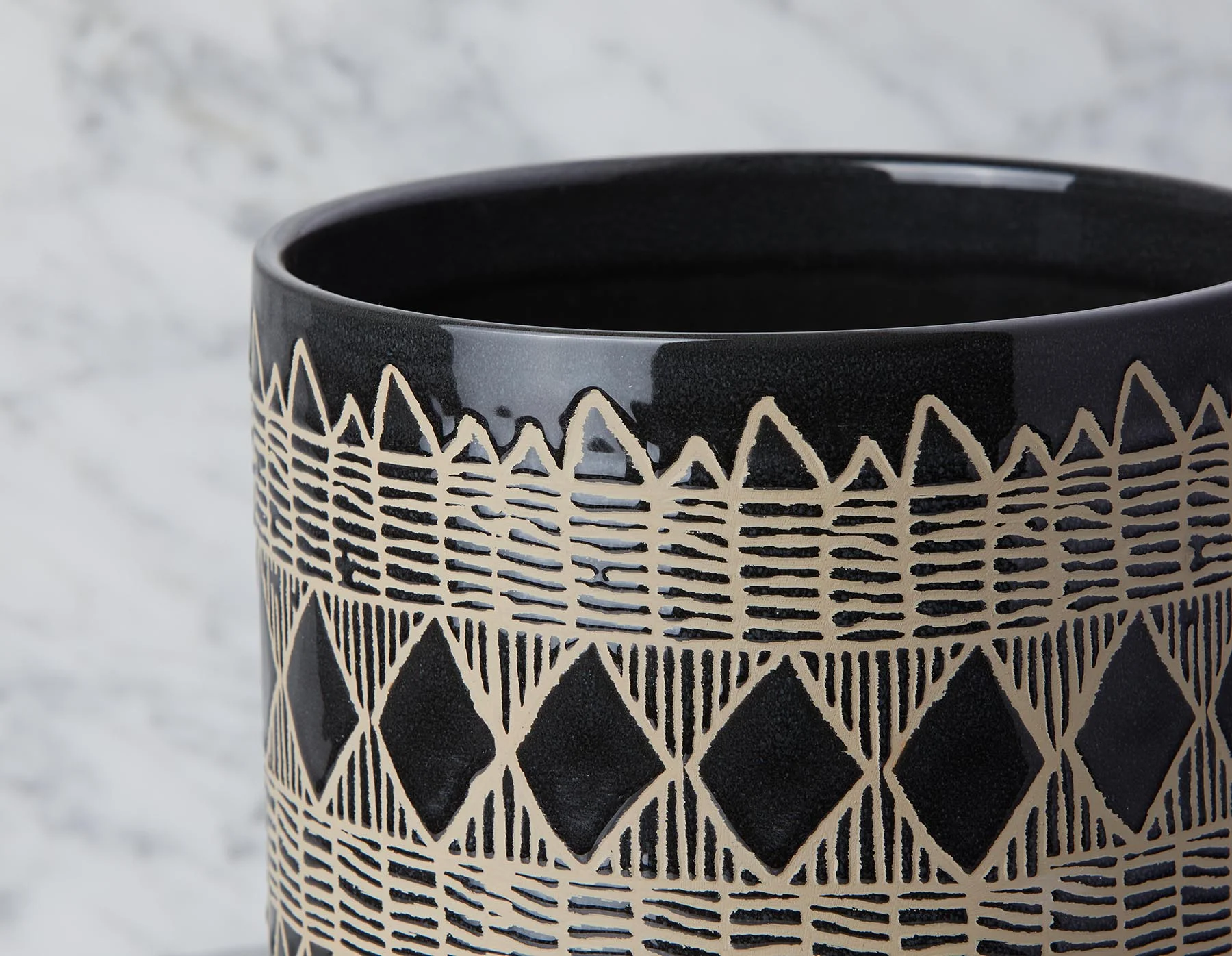 ADEN — Ceramic pot with wood stand 22 cm - Image 4