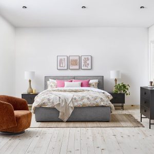 TONYA — Queen size bed with storage (97-60-99-30)